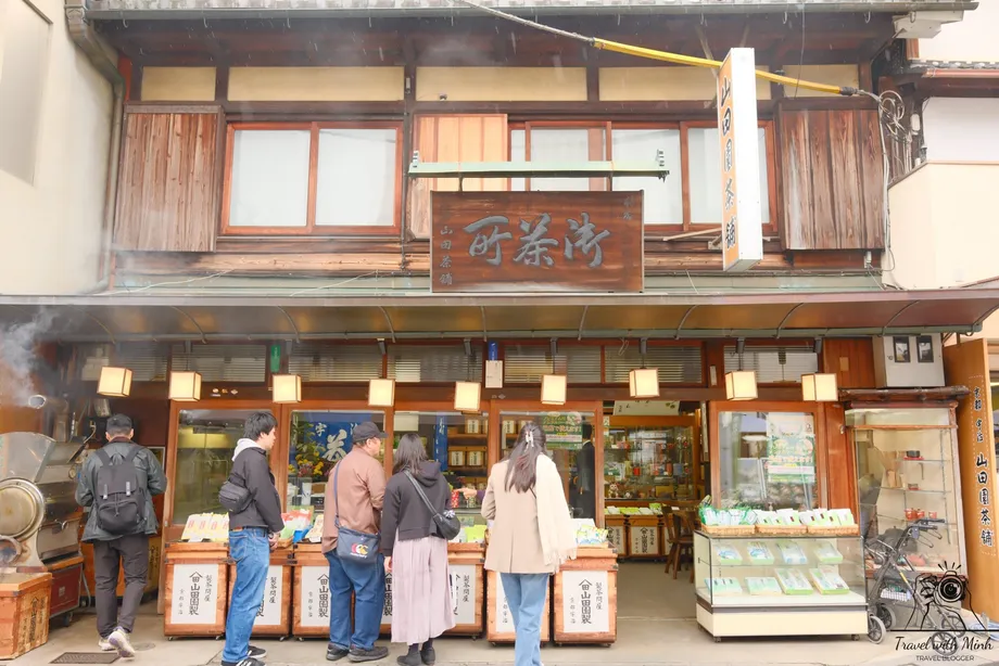 Escassez de Matcha em Uji: Boom do Turismo Ameaça o Património do Chá do Japão