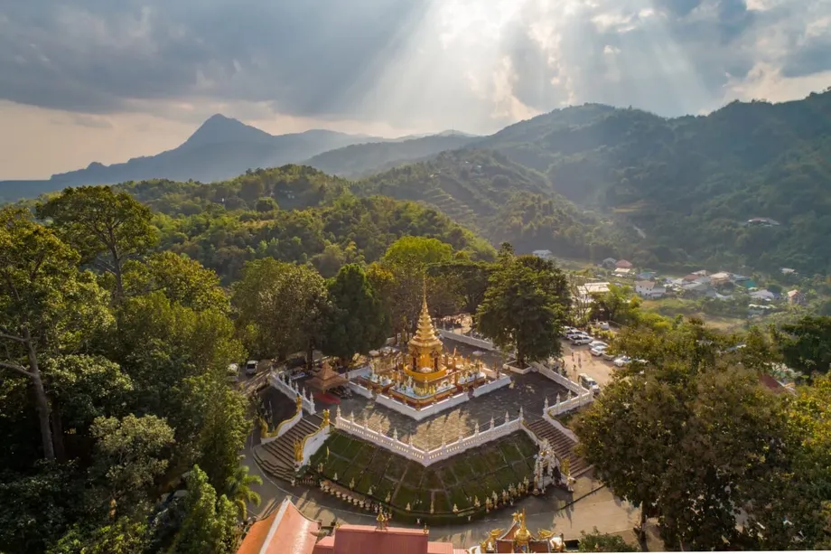 As Gemas Escondidas da Tailândia: 10 Destinos Subestimados para Viagens Autênticas