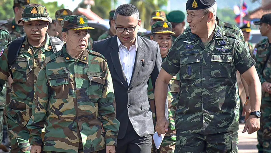 Tensões na Fronteira Tailândia-Camboja: Confrontos Locais, Interesses Globais e a Sombra das Superpotências