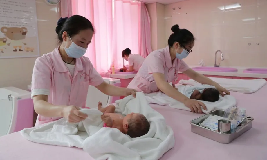 Subsídios ao Nascimento em Toda a China: Os Incentivos Financeiros Podem Inverter Uma Crise Demográfica?