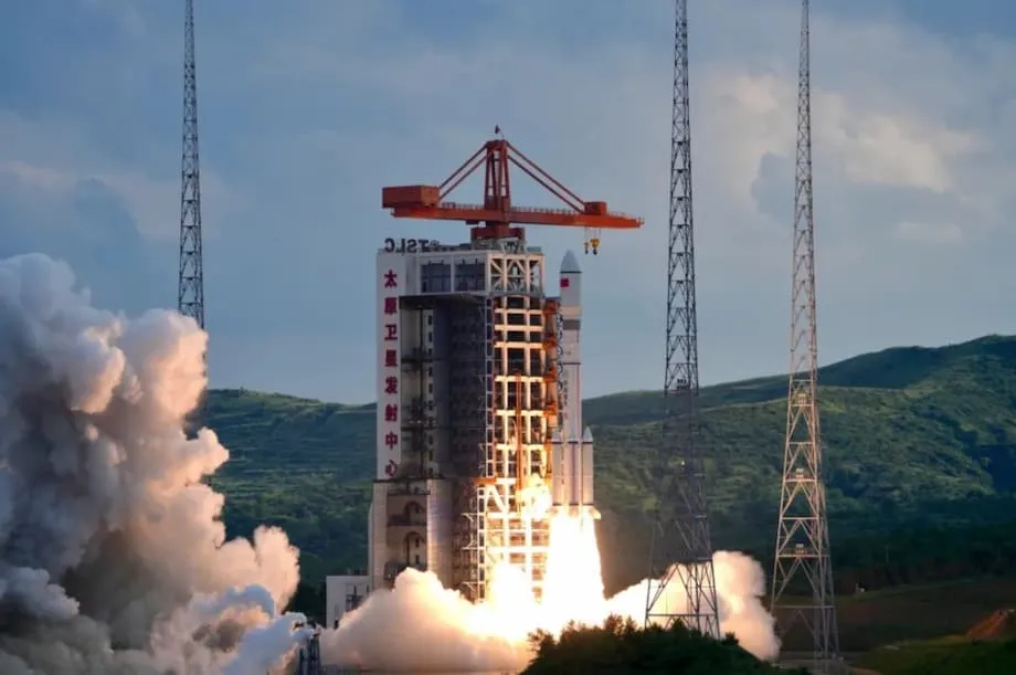 A China Alarga a Constelação de Satélites Guowang: Ambições, Desafios e a Corronda pela Internet Espacial