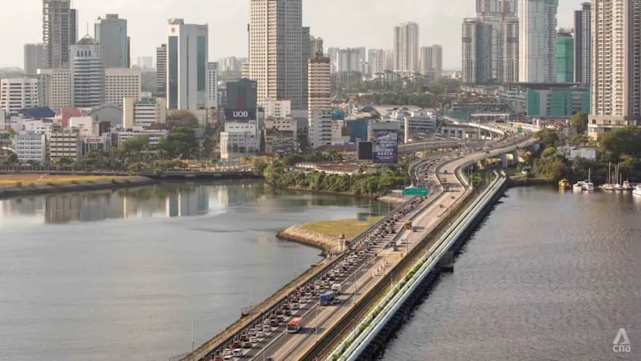 Singapura Mantém Restrições ao Ride-Hailing Transfronteiriço: O Que Significa para Utentes e Condutores