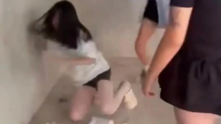 Protestos Eclodem na China por Caso Viral de Bullying Escolar: Indignação, Repressão e Chamadas à Reforma