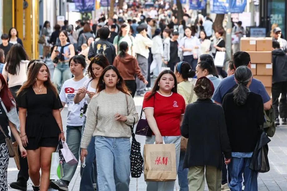 A Coreia do Sul Abre as Portas: Entrada Sem Vistos para Grupos Turísticos Chineses Sinaliza Retoma do Turismo e Degelo Diplomático