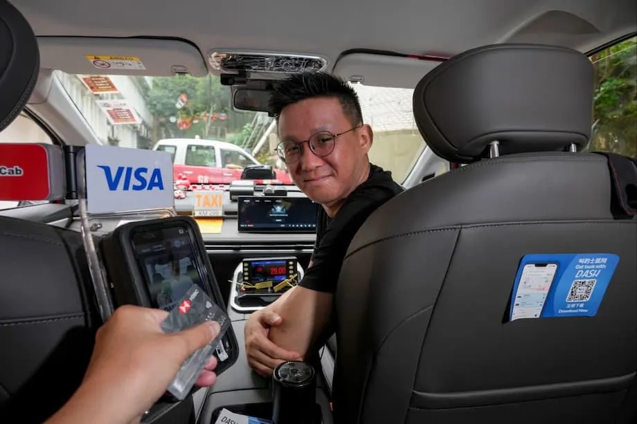 A Revolução dos Táxis de Hong Kong: Como a Dash e os E-Pagamentos Estão a Transformar os Táxis da Cidade