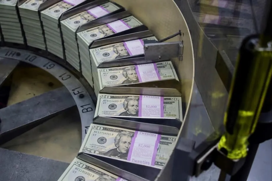 A Diminuição das Reservas de Treasuries dos EUA da China: O que Significa para as Finanças Mundiais