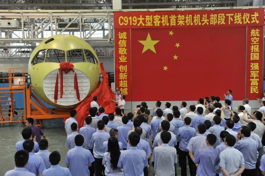A Revolução Fabril de Alta Tecnologia da China: Como a Fábrica do Mundo se Tornou uma Potência Global de Inovação