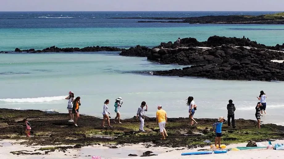 Ilha de Jeju Publica Diretrizes de Comportamento Turístico Multilíngues No Meio de Preocupações Com Overtourism