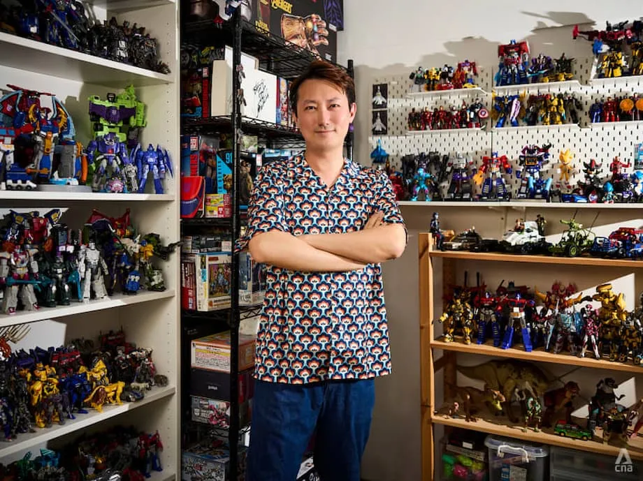Benjamin Wong: O Colecionador de Brinquedos de Singapura que se Tornou Campeão Gundam e Ícone Comunitário