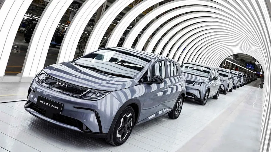 Fabricantes de Veículos Elétricos Chineses Aceleram no Sudeste Asiático: Preços Baixos, Grandes Ambições e Mudanças Regionais