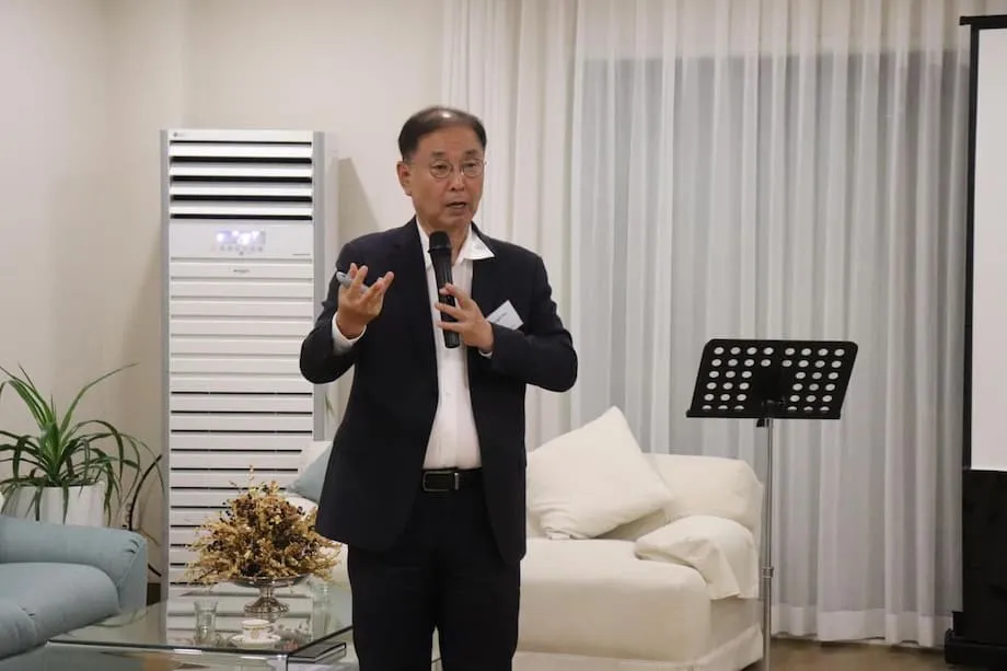 Cho Chung-il e o Hanok Heritage: Redefinindo a Tradição Coreana Através do Maior Resort Hanok do País