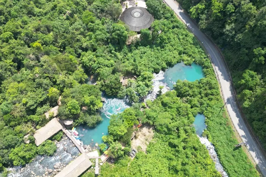 Parque Nacional Phong Nha-Ke Bang do Vietname acolhe visitantes no Místico Ribeiros de Mooc