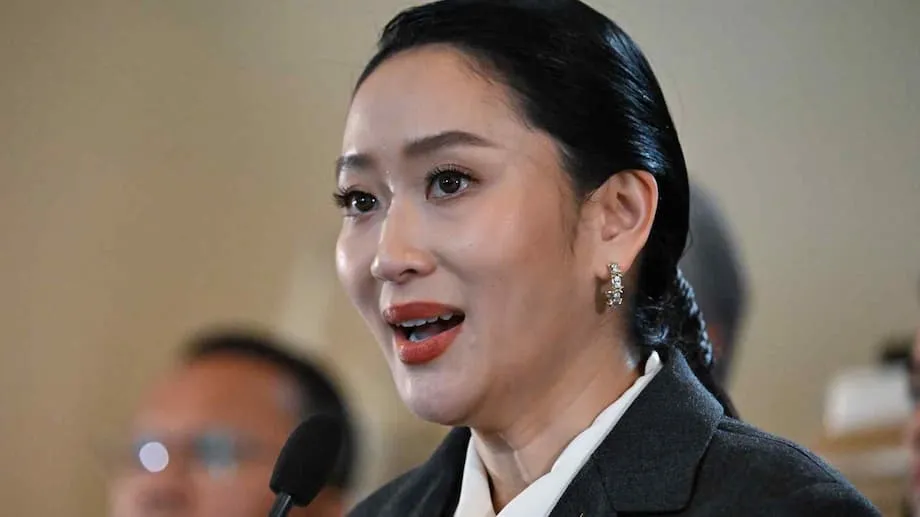 Tribunal Constitucional da Tailândia demite a primeira-ministra Paetongtarn Shinawatra por causa de chamada telefónica com o Camboja divulgada