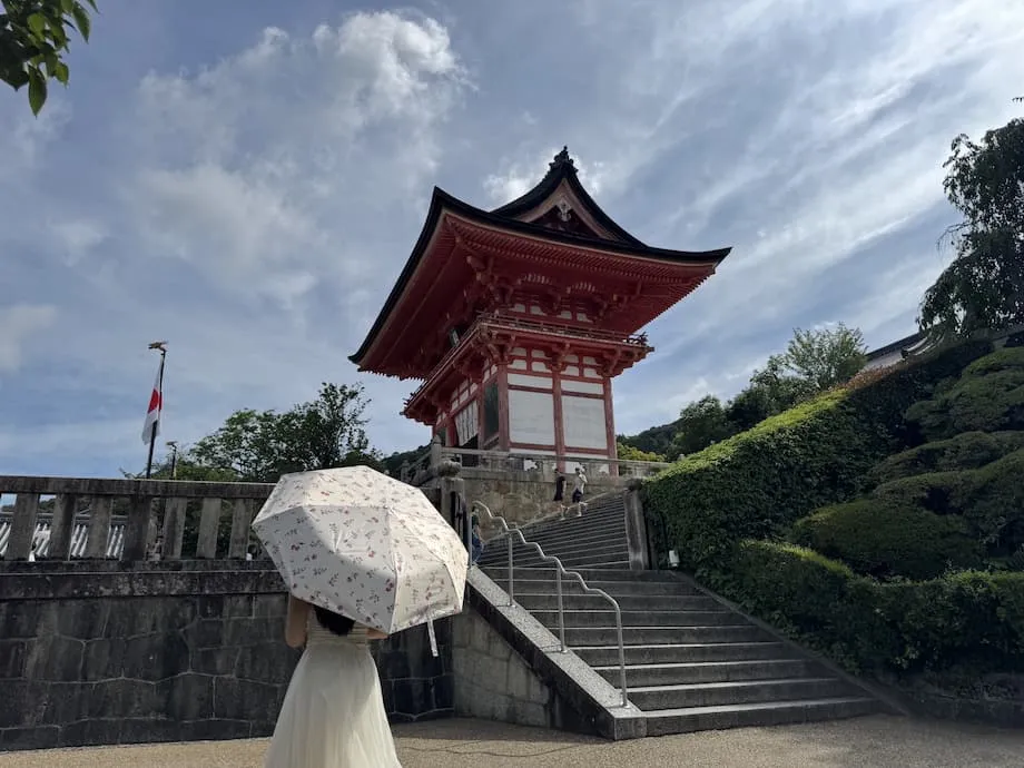 Sobreturismo em Kyoto, no terreno e nos dados