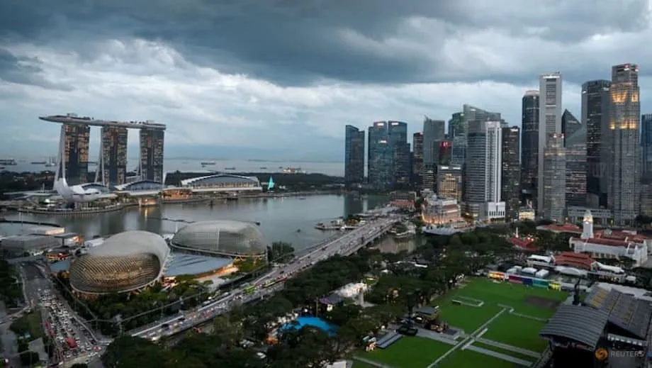 Porque Singapura é a 4.ª Cidade Mais Cara para Expatriados, mas a 28.ª para Locais