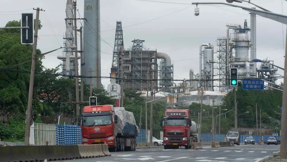 O excedente petroquímico da China impulsiona a fusão dos negócios japoneses de plásticos