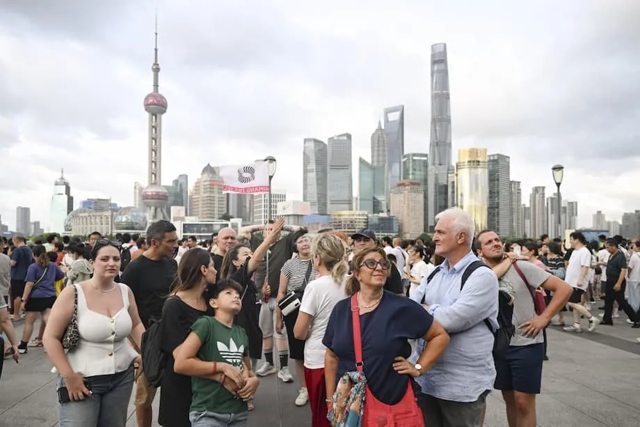 Viajantes do Sudeste Asiático impulsionam o aumento das chegadas sem visto à China