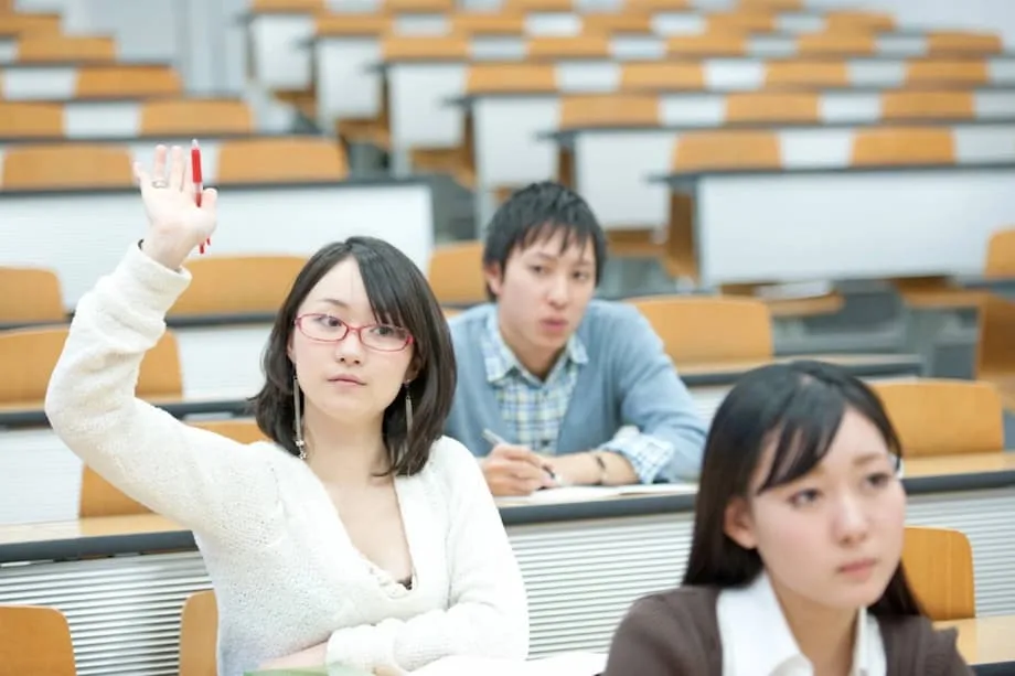 Japão avança com licenciaturas e mestrados integrados de cinco anos a partir de 2026