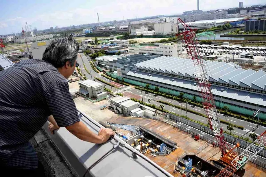 O boom de centros de dados em Tóquio colide com os bairros e impulsiona pedidos de regulamentação