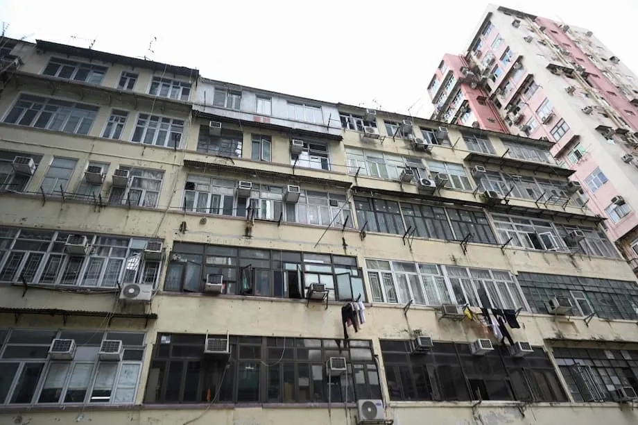 Hong Kong Vai Eliminar as Casas de Sapato Subalternas Sob Nova Lei