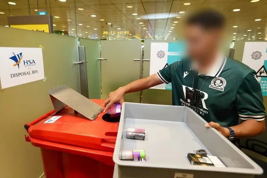 Varredura nas fronteiras de Singapura apanha 88 infratores e 1,25 milhões de dólares em dinheiro não declarado