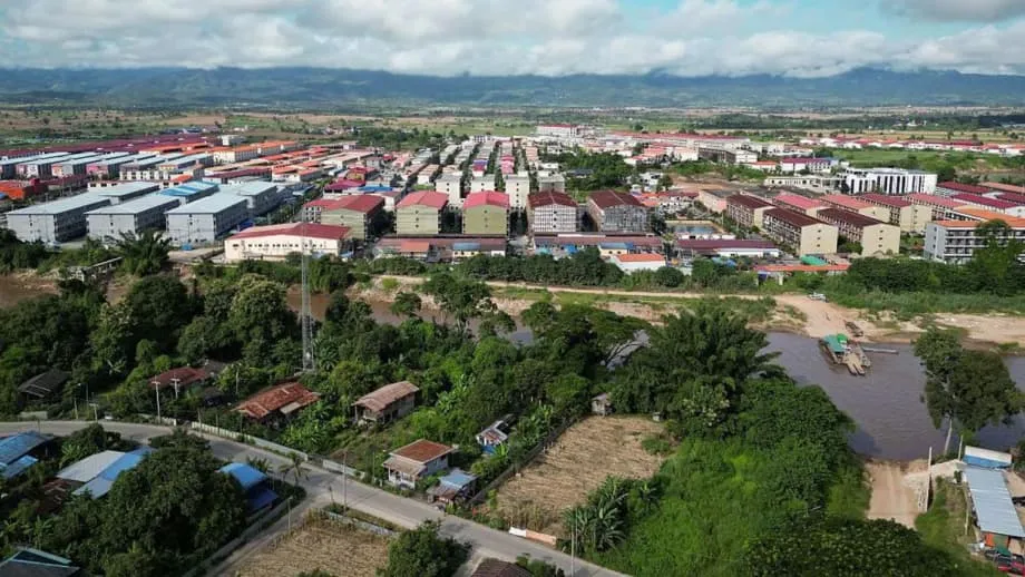 Exército de Myanmar afirma controlo sobre centro de burlas do KK Park em meio à guerra e à pressão chinesa