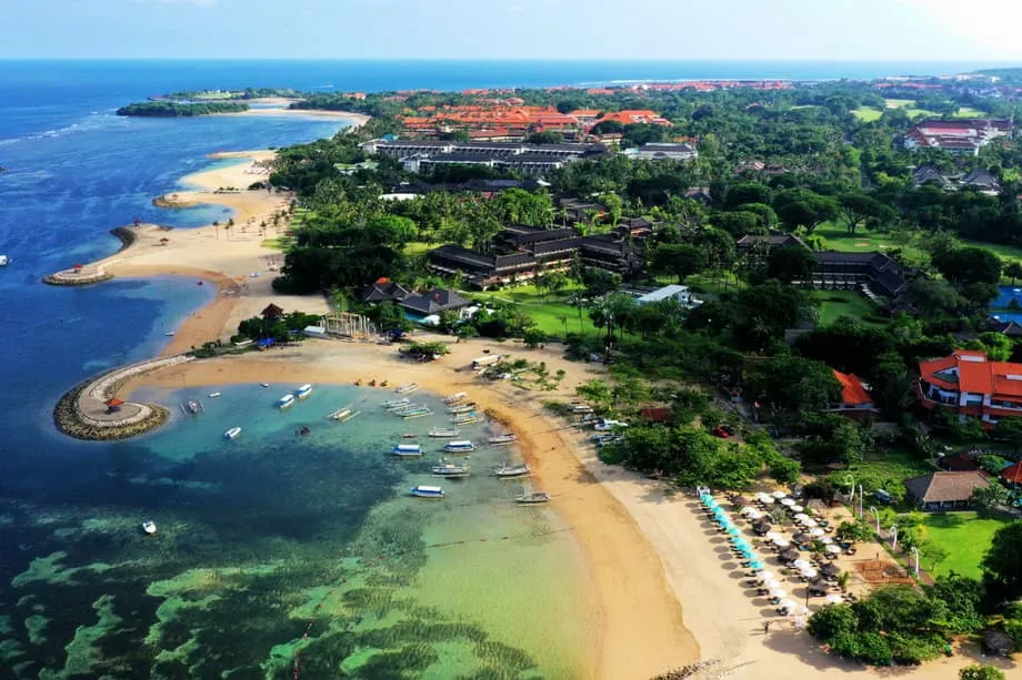 Governo de Bali Esclarece Acesso de Resorts à Praia, Direitos Públicos Reafirmados