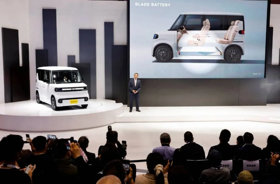 BYD apresenta o kei EV Racco em Tóquio à medida que a concorrência aumenta no mercado de automóveis pequenos do Japão