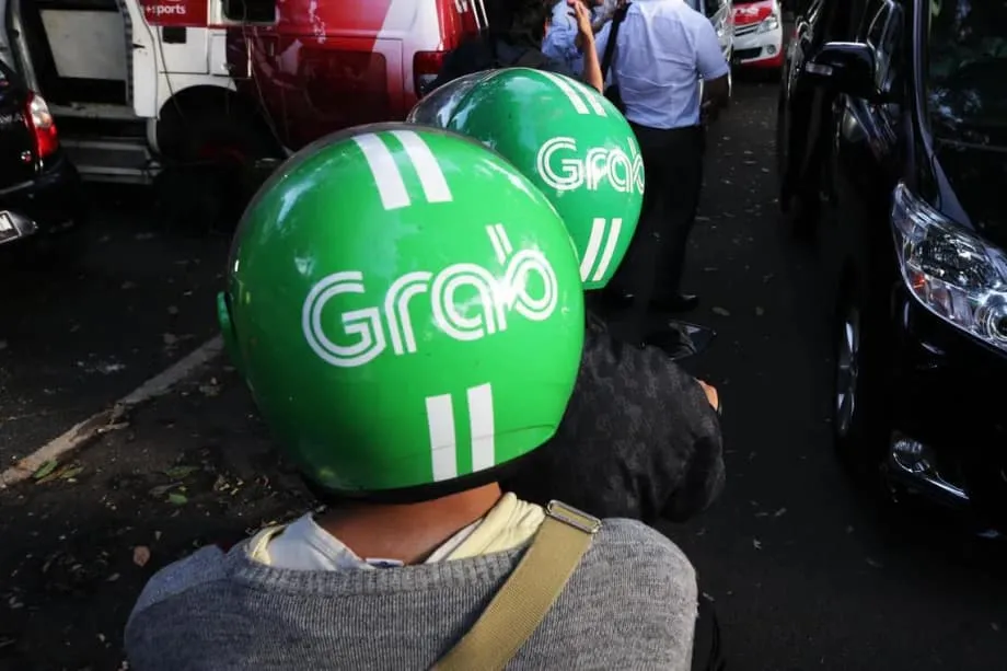 Poder, Protestos e Escala de Plataformas: Porque a Indonésia Impulsiona uma Fusão Grab-GoTo