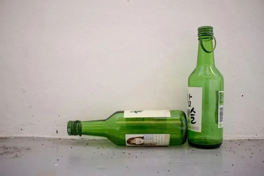 Coreia do Sul vai aumentar rótulos de aviso de álcool a partir de 2026 com expansão das mensagens de saúde
