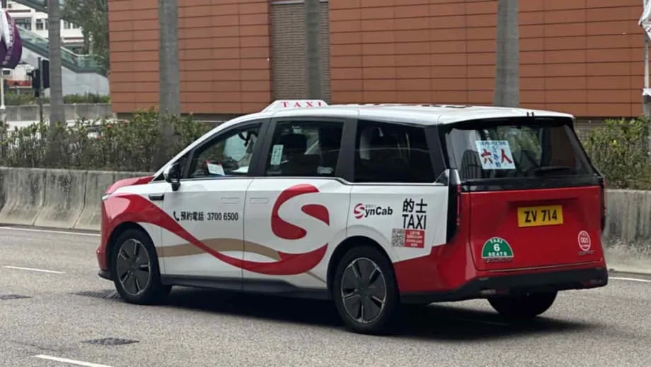 Fabricantes chineses desafiam a Toyota no mercado de táxis de Hong Kong