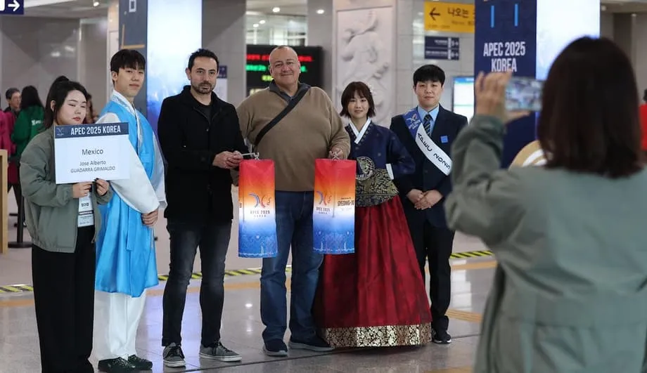 APEC em Gyeongju testa interpretação por IA enquanto a adoção fica para trás