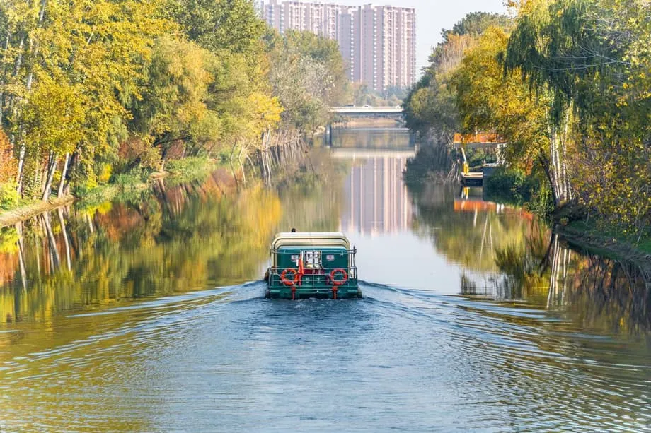 Pequim Lança Nova Via Fluvial para Revitalizar Rios Urbanos