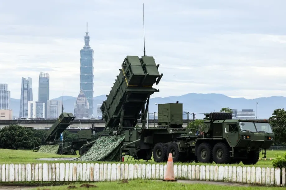 Taiwan revela sistema de defesa aérea T-Dome de 40 mil milhões de dólares