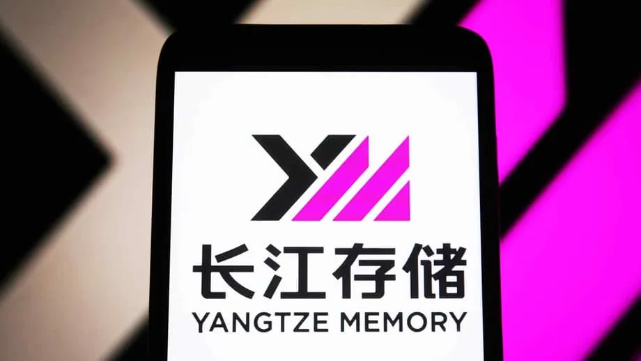 YMTC inicia construção da terceira fábrica de memórias em Wuhan para servir a procura de IA e cloud na China até 2027