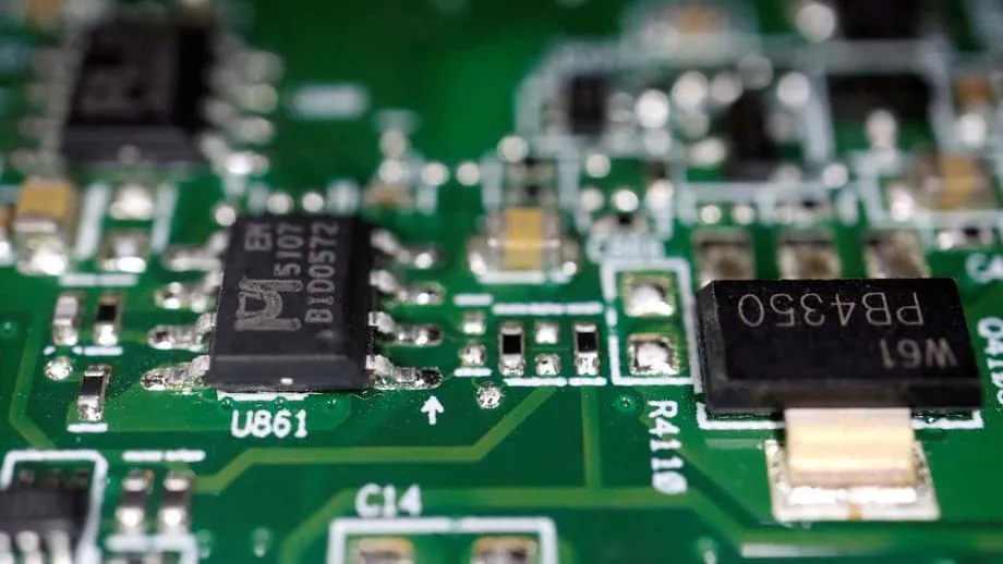 Tailândia assegura investimento de 2 mil milhões de dólares do maior fabricante mundial de PCB numa aposta estratégica na eletrónica