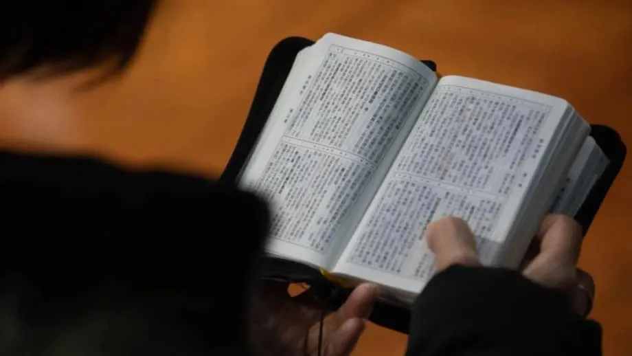 China intensifica repressão religiosa com detenções em massa e demolições de igrejas