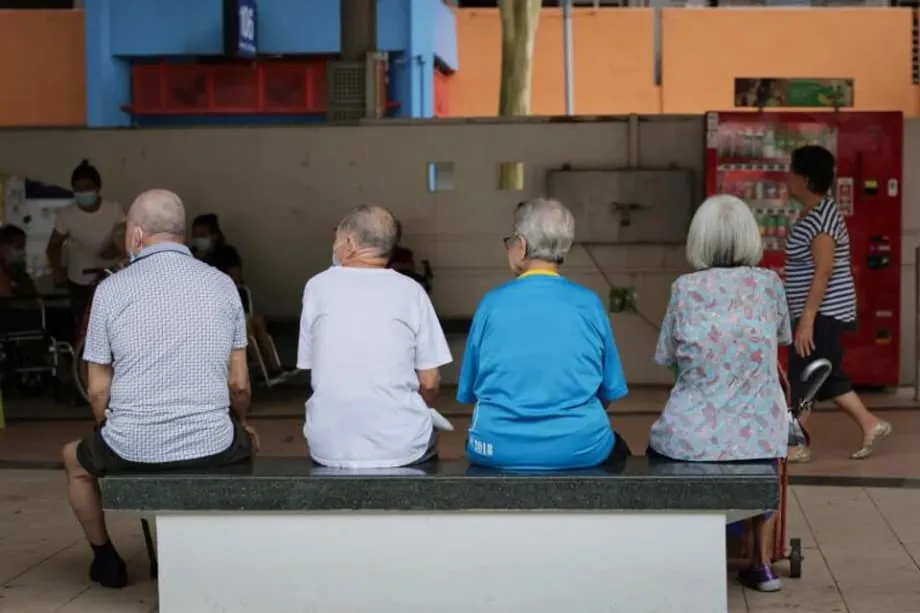 Singapura Ultrapassa o Limiar do Superenvelhecimento em 2026: Conseguirá o Sistema de Saúde Dar Resposta?