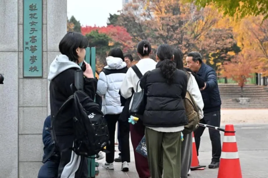 Coreia do Sul reformula exame nacional de inglês após mínimos recorde nas taxas de aprovação desencadearem crise
