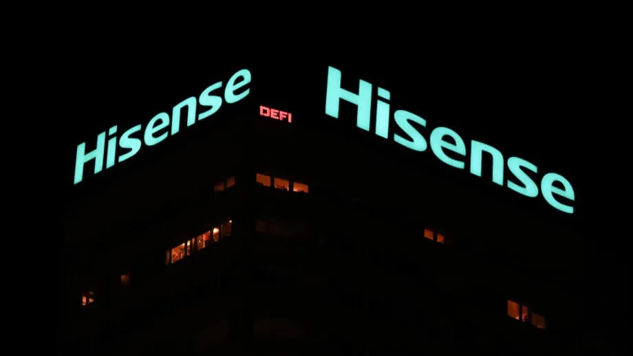Televisores Hisense forçam anúncios impossíveis de saltar durante operações básicas, provocando indignação global dos utilizadores e ação legal