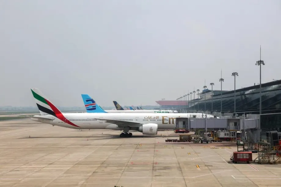 Vietname prepara-se para cortes de voos com a crise do combustível de aviação à vista