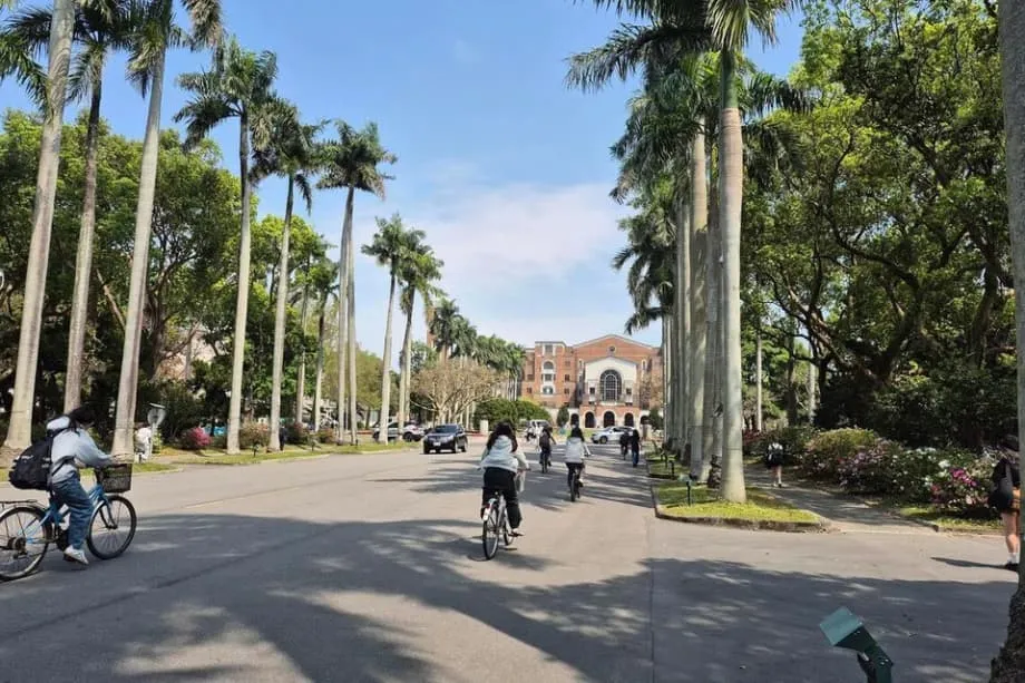 Vietname ultrapassa Malásia como principal fonte de estudantes de Taiwan num contexto de dinâmicas regionais em mudança