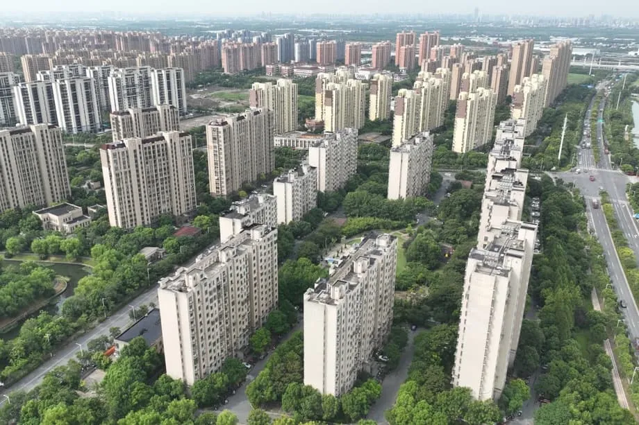 Mercado de revenda de habitação na China mostra sinais de recuperação com vendas de março em forte alta nas principais cidades