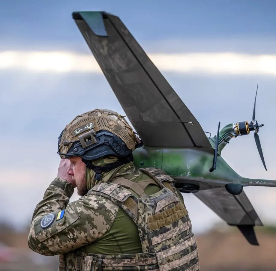 Engenheiros japoneses destacados para a linha da frente na Ucrânia para sistema de defesa contra drones de 2.500 dólares