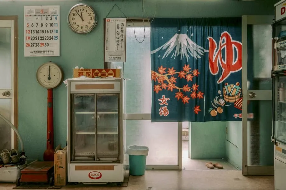 Guerra no Irão ameaça balneários tradicionais japoneses