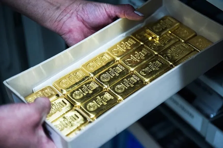 Hong Kong e Singapura correm para conquistar o trono do comércio de ouro da Ásia