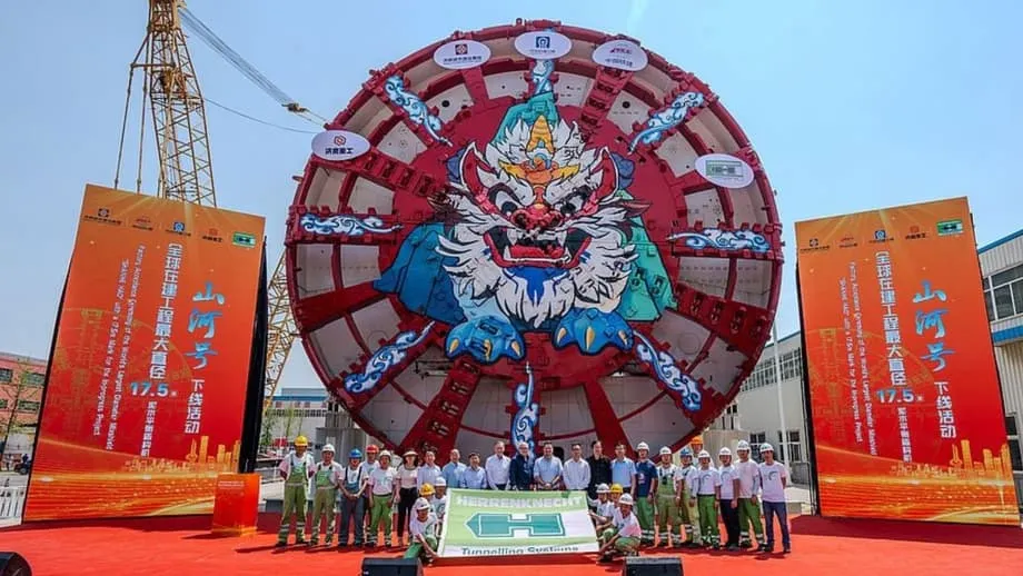 A colossal tuneladora que construiu a autoestrada subaquática de Hong Kong