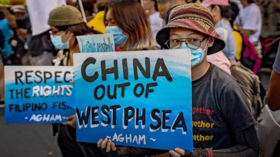 Filipinas indignadas com propaganda racista gerada por IA de órgãos de comunicação social estatais chineses na disputa do Mar do Sul da China
