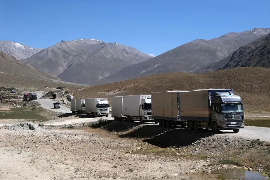 Forte aumento do transporte de mercadorias em trânsito através do Tajiquistão
