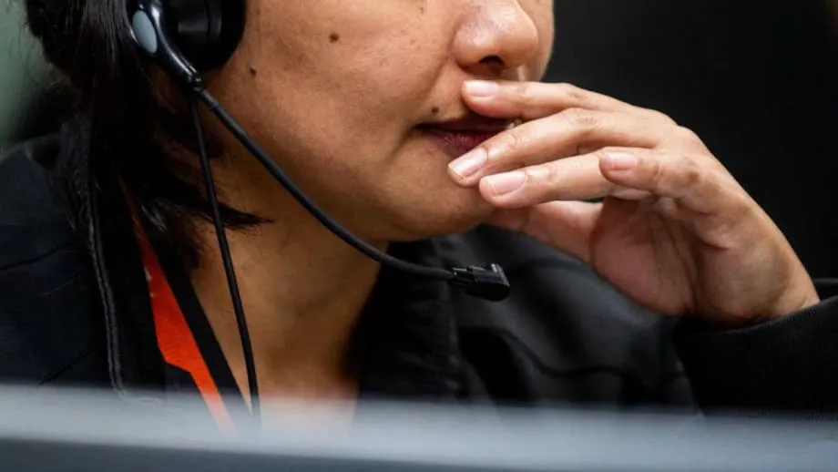 A IA remodela o outsourcing filipino enquanto os trabalhadores treinam os sistemas que os substituem